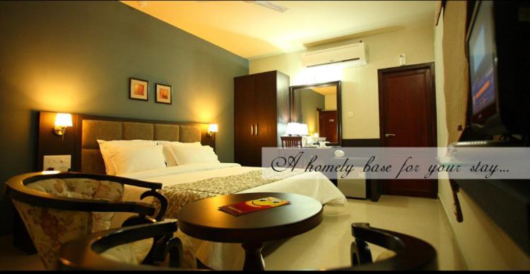 Hotel Monarch Kozhikode Buitenkant foto